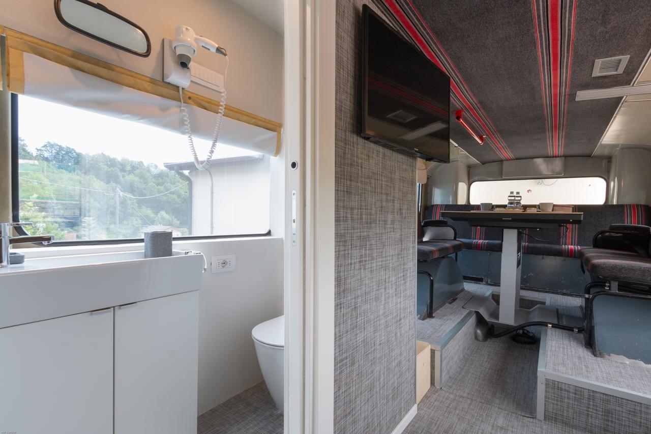 Bed In Bus Bed & Breakfast Belluno Exterior photo